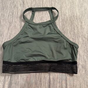 Victoria’s Secret Sport Mock Neck Sport Bra Medium